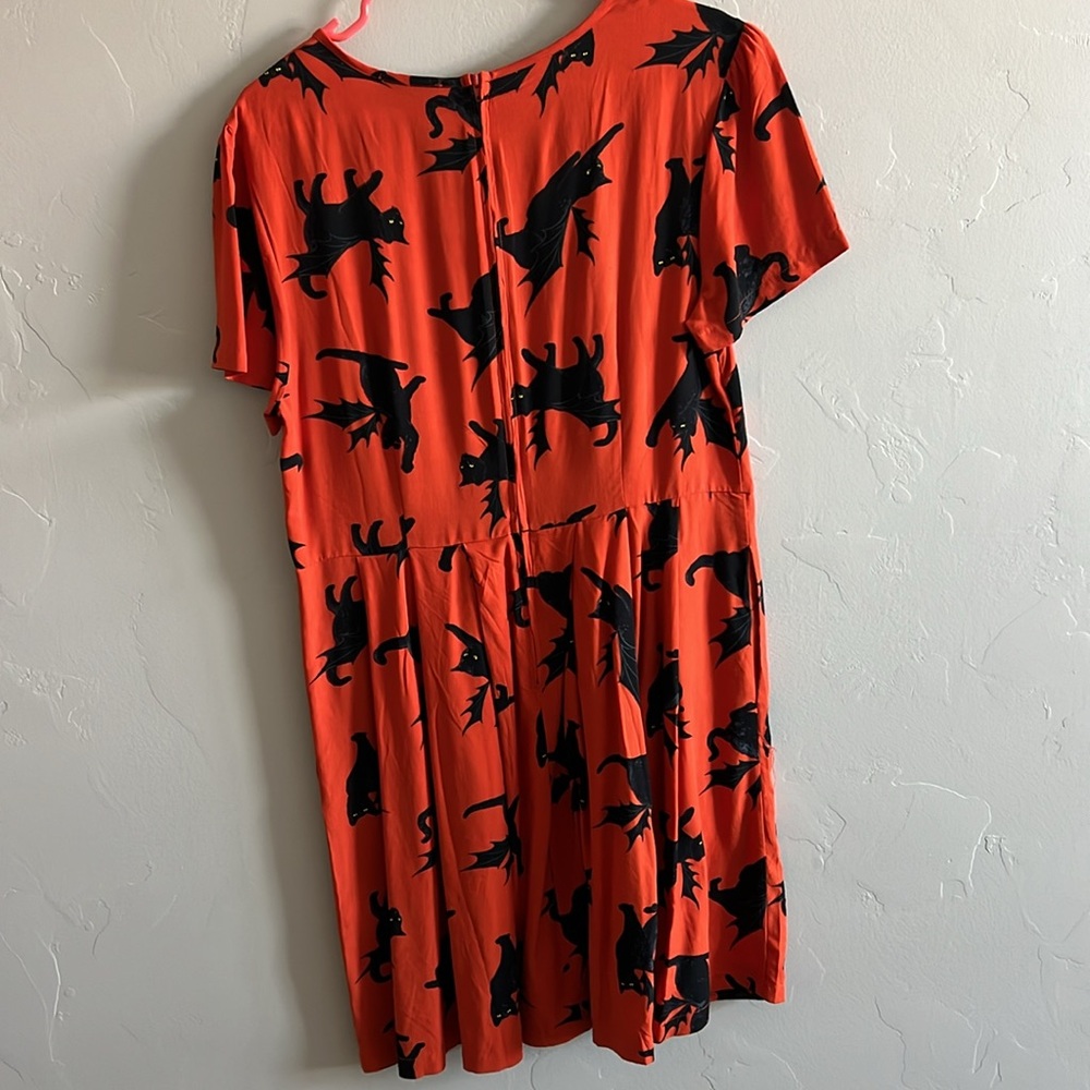 Batcat Dress - Picture 4 of 4